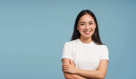 Femme confiante au travail